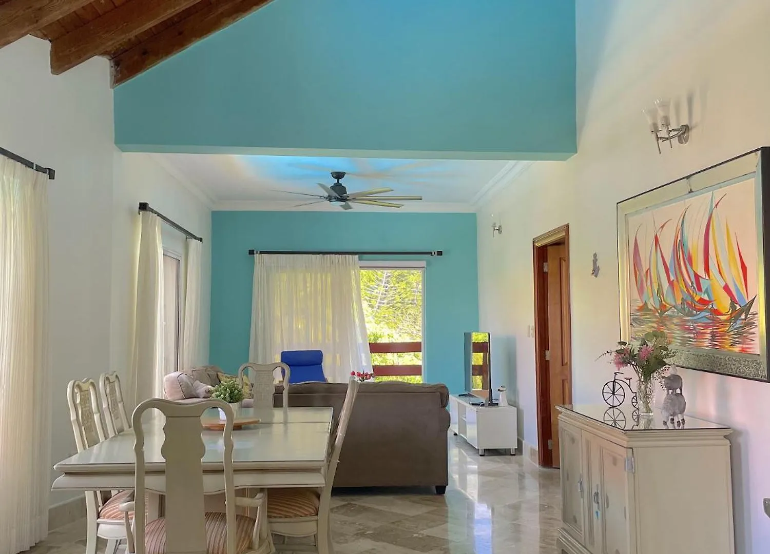 New! Chic Beach Condo At Punta Cana